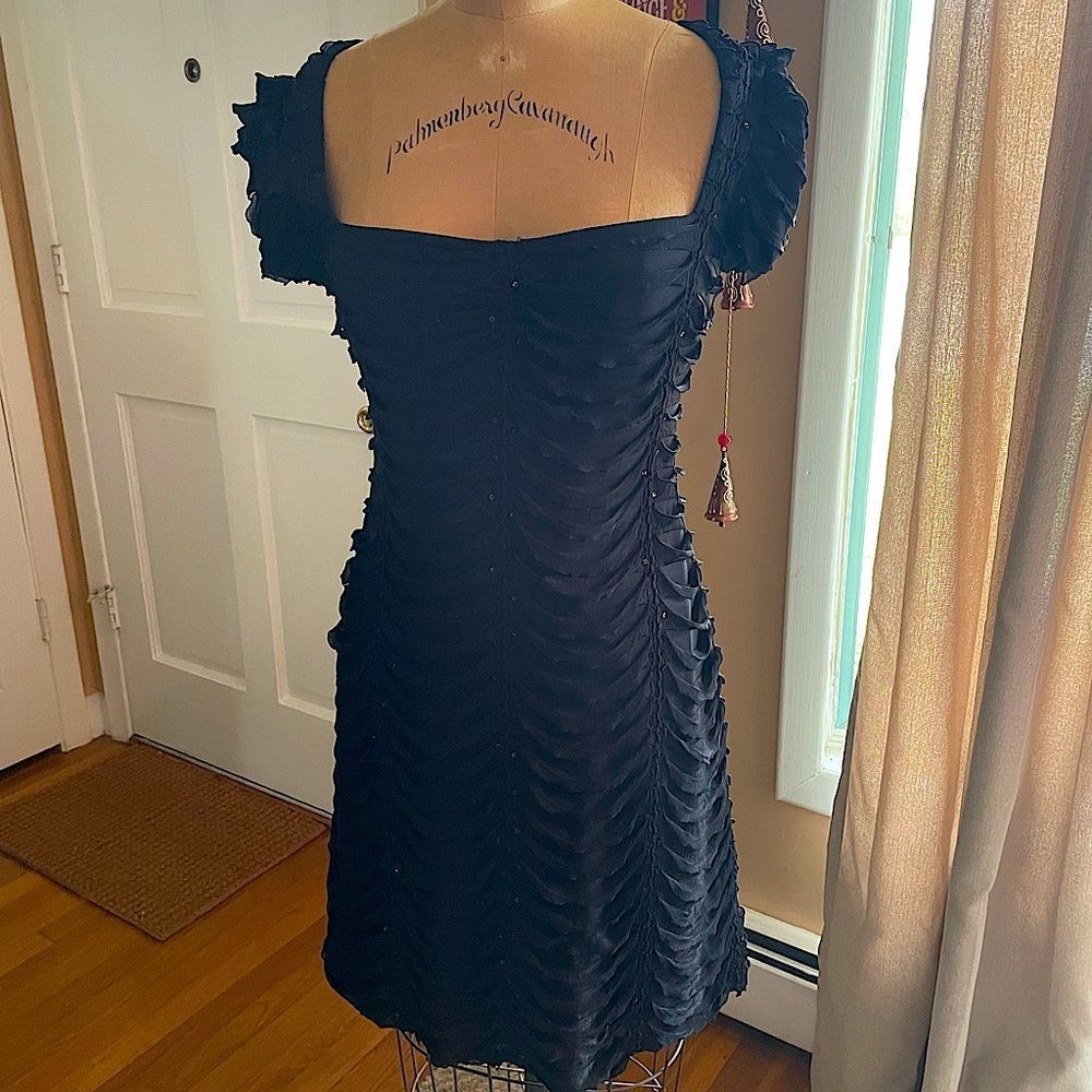 BETSY JOHNSON COLLECTION | black short sleeve sequin dress P